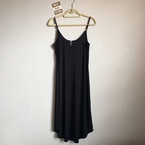 {Elie Tahari}  Midi Slip